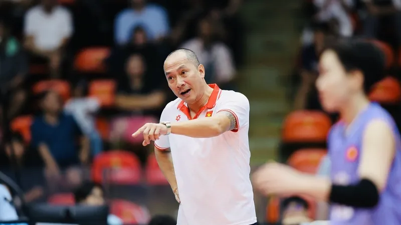 HLV Nguyễn Tuấn Kiệt được cho là nhận sự quan tâm từ đội nữ Hà Nội. Ảnh: DŨNG PHƯƠNG