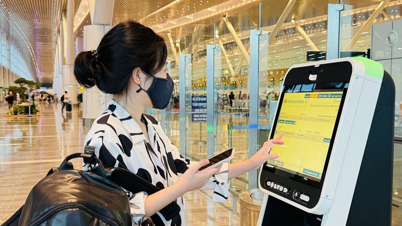Seamless air travel with VNeID, self-service kiosks