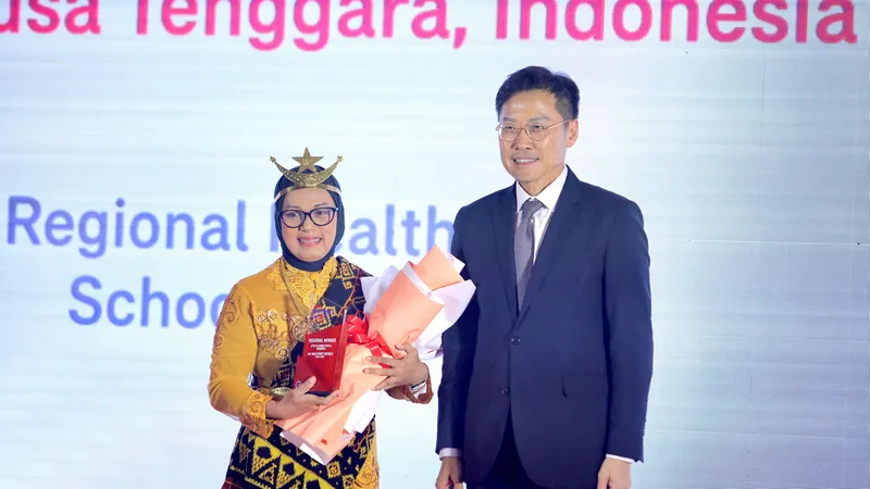 Trường tiểu học UPTD SD Negeri Papela đoạt giải cao nhất cuộc thi Trường học lành mạnh nhất AIA mùa 3 khu vực châu Á - Thái Bình Dương