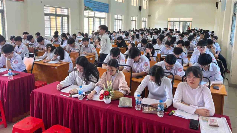 Những lưu ý trong ngày đầu tiên đăng ký thi tốt nghiệp THPT
