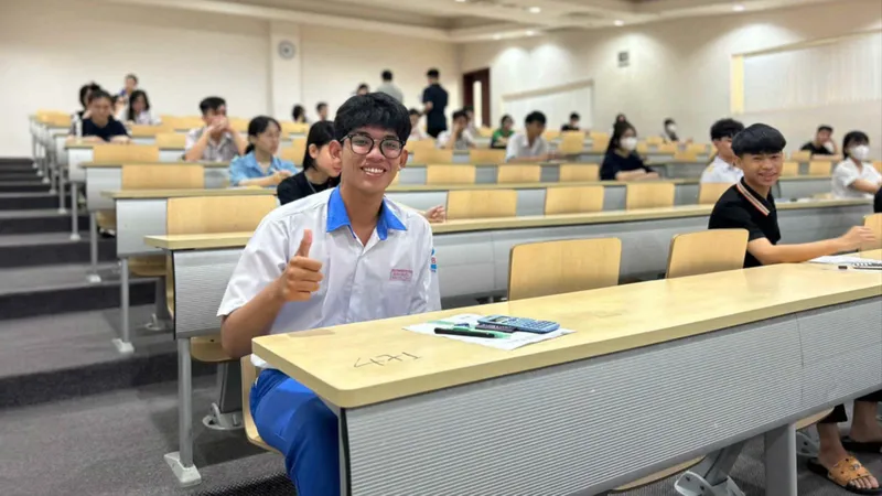 Thí sinh tham gia kỳ thi đánh giá năng lực đợt 1 năm 2025 do ĐHQG TPHCM tổ chức ngày 30-3