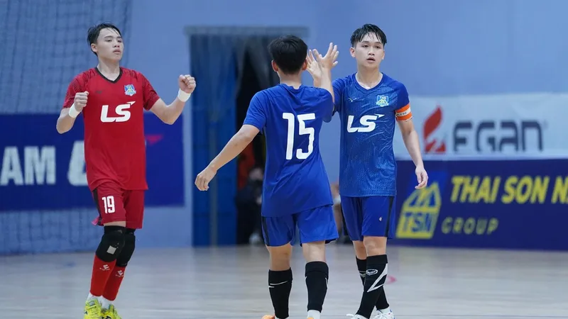 Niềm vui chiến thắng của U20 Thái Sơn Nam TPHCM ở trận ra quân. ẢNH: ANH TRẦN 