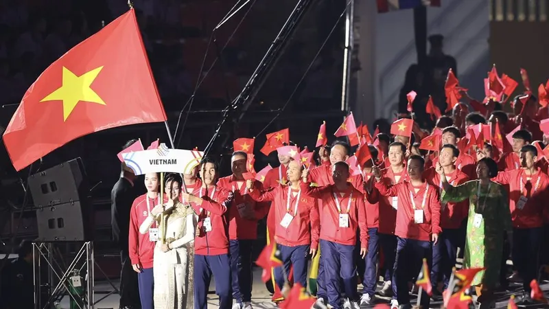Đoàn Thể thao Việt Nam dự lễ khai mạc SEA Games 33. ẢNH: DŨNG PHƯƠNG 