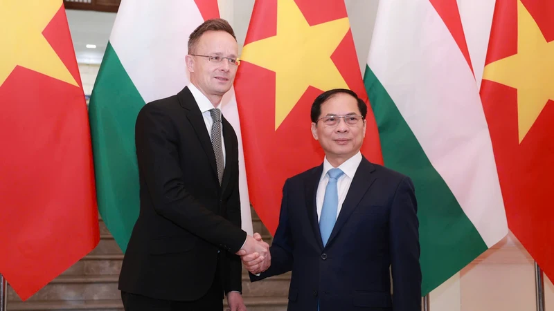 Việt Nam - Hungary tăng cường hợp tác nhiều lĩnh vực
