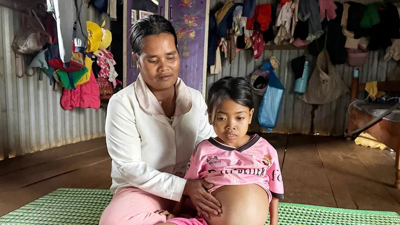 Xót thương hoàn cảnh em Đánh bị xơ gan
