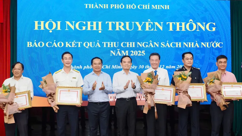 TPHCM thu ngân sách năm 2025 đạt 785.000 tỷ đồng
