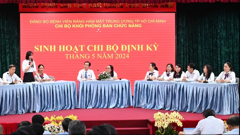 Không lồng ghép sinh hoạt chuyên môn, họp giao ban vào sinh hoạt chi bộ