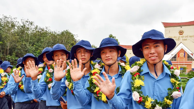 Quân khu 7 xuất quân tìm kiếm hài cốt liệt sĩ Việt Nam hy sinh tại Campuchia