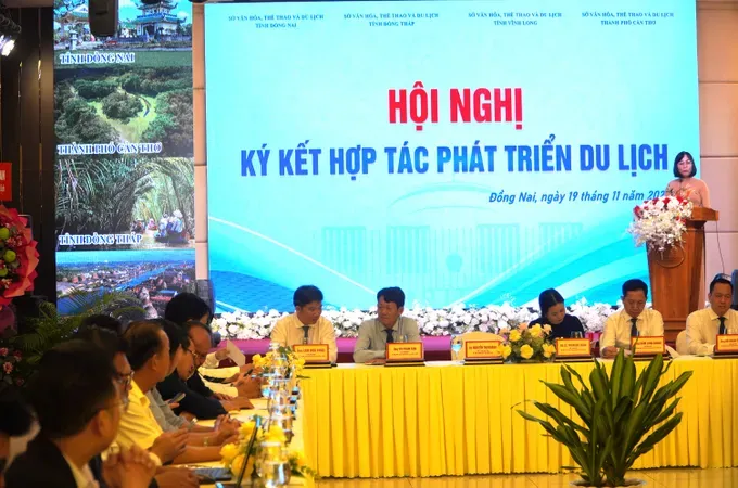 At the conference (Photo: SGGP)