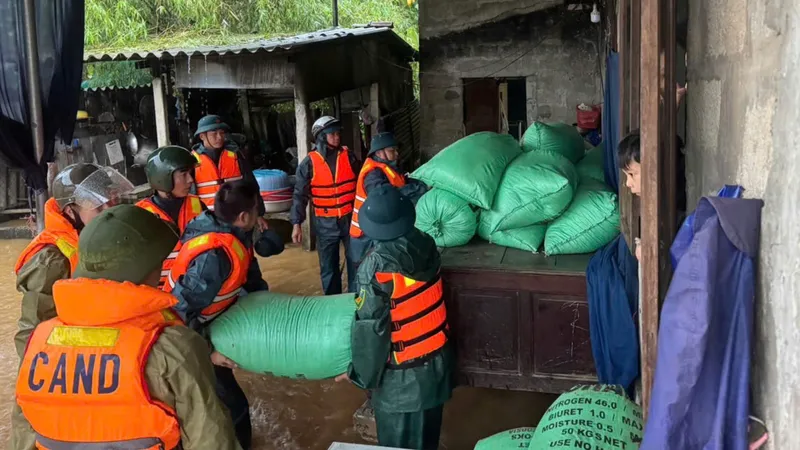 Nhận diện chiêu trò “chia rẽ nội bộ”