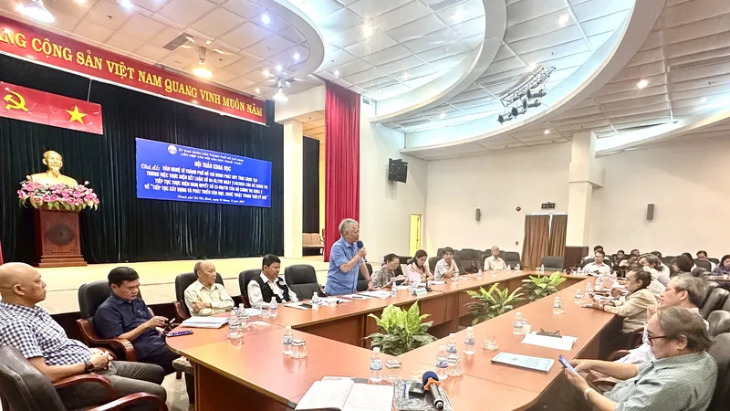 Kiến nghị chuyển giao việc tổ chức hoạt động VHNT cho hội chuyên ngành