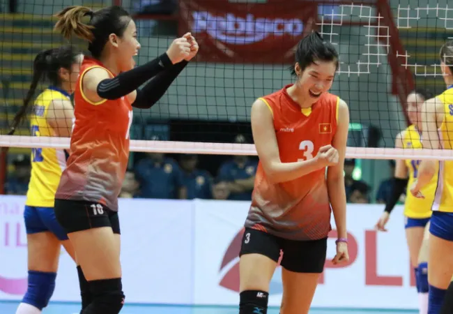 "Song Thúy" Đinh Thị Thúy và Trần Thị Thanh Thúy giờ đây là chỗ dựa của đội tuyển nữ. Ảnh: THIÊN HOÀNG