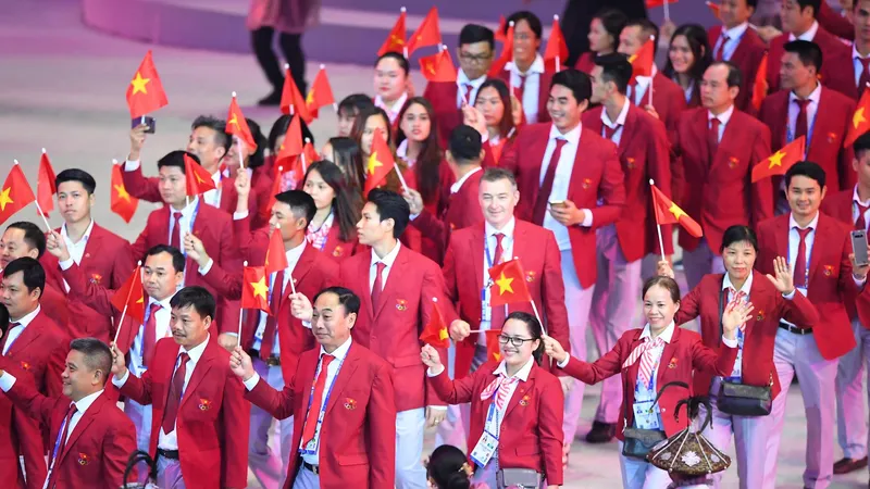 Thể thao Việt Nam ra quân rầm rộ trong ngày 1-12. Ảnh: DŨNG PHƯƠNG