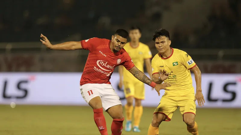 Sắp tới, các cầu thủ thi đấu ở V-League cũng sẽ được lấy mẫu xét nghiệm doping ngẫu nhiên. Ảnh: DŨNG PHƯƠNG