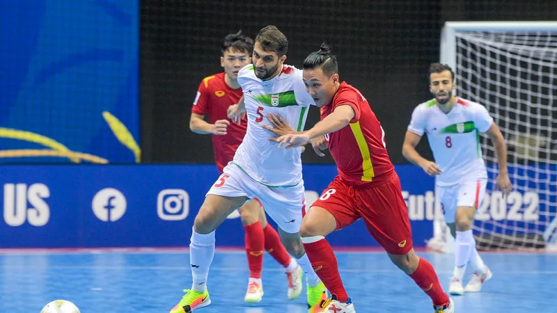 Đội tuyển futsal Việt Nam trong trận gặp Iran tại VCK châu Á 2022 mới đây 