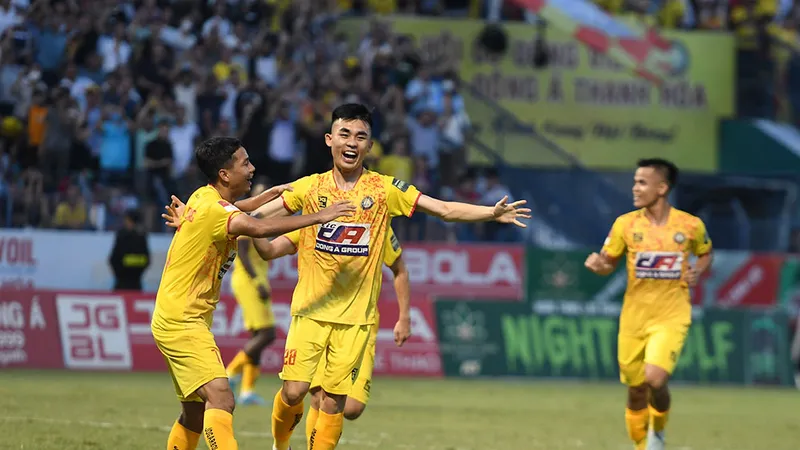 Thanh Hóa đến gần ngôi vô địch giai đoạn 1