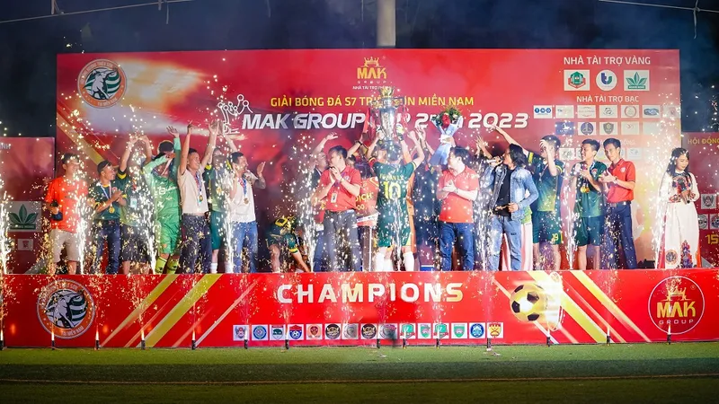 FC Dân Lý đăng quang ngôi vô địch mùa bóng 2023
