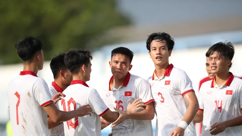 Các cầu thủ U23 Việt Nam có khởi đầu thuận lợi tại giải U23 Đông Nam Á 2023. Ảnh: MINH HOÀNG
