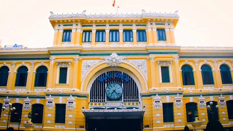 Cảm nhận Bưu điện TPHCM bằng một cách khác