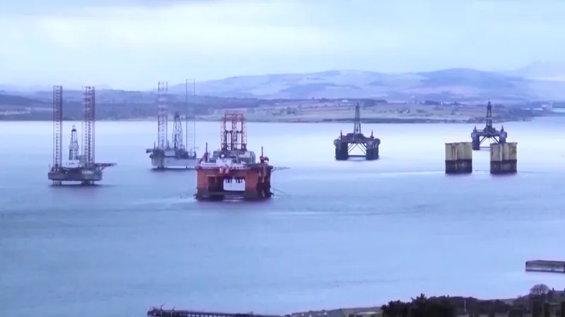 Giá dầu châu Á tăng hơn 1 USD/thùng sau thỏa thuận của OPEC+