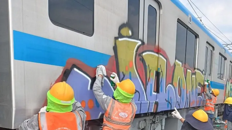 Podcast bản tin trưa 13-6: Xác định người vẽ bậy lên toa tàu thuộc metro Bến Thành - Suối Tiên