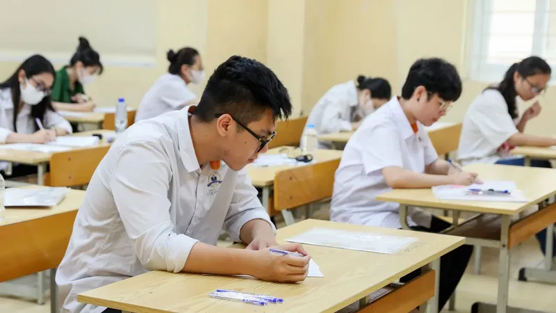 Podcast bản tin trưa 18-3: Đề thi tốt nghiệp THPT từ năm 2025: Sẽ phân hóa tốt hơn sau phân khúc điểm trên 5