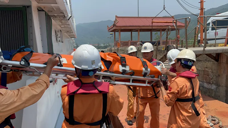 Podcast bản tin tối 14-4: Cứu nhiều ngư dân gặp nạn trên vùng biển Hoàng Sa