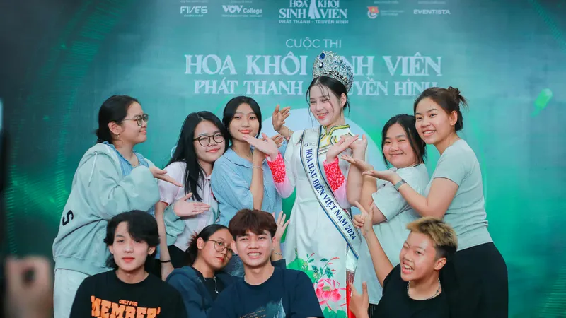 Khởi động cuộc thi Hoa khôi sinh viên Phát thanh - Truyền hình