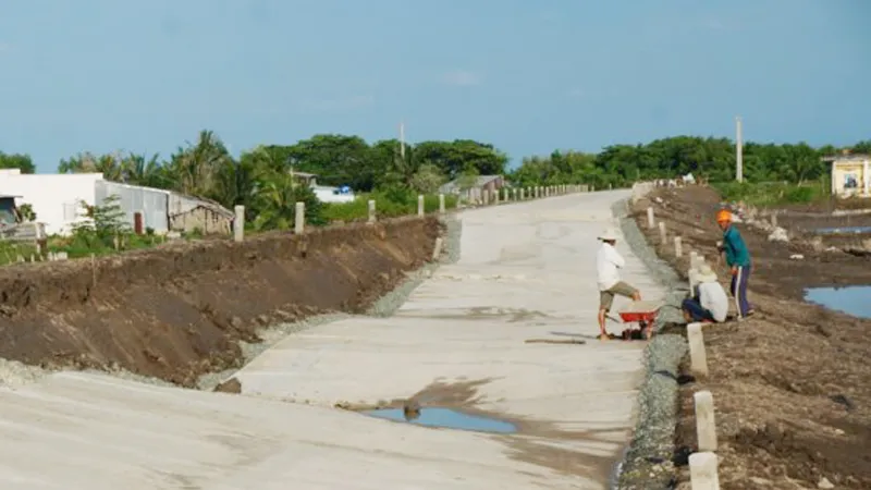 Đoạn đường mới đưa vào sử dụng đã bị sụt lún nghiêm trọng