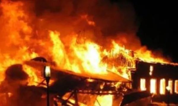 Cà Mau: Hỏa hoạn thiêu rụi 5 năm nhà, thiệt hại trên 5 tỷ đồng