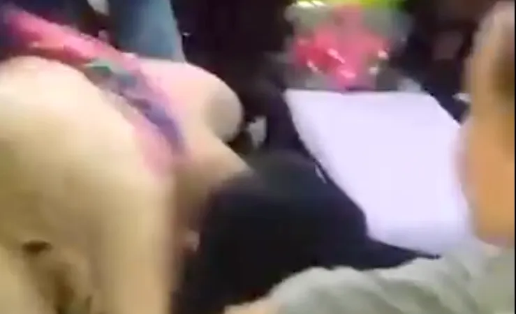 Hình ảnh đánh ghen cắt từ Clip