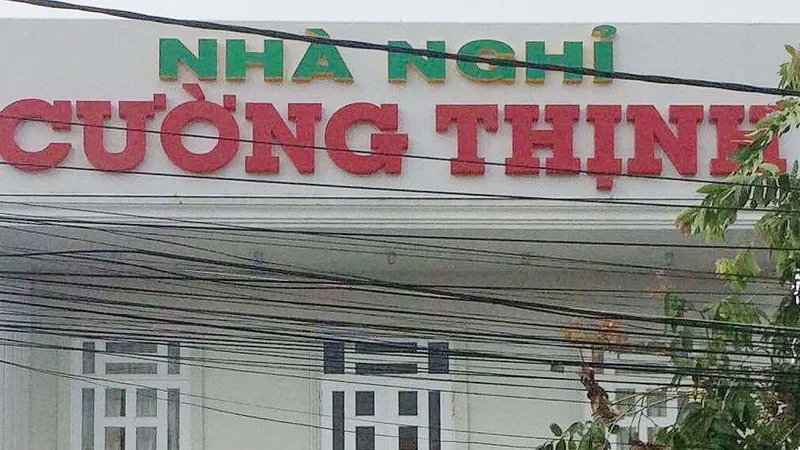 Trưởng phòng GD-ĐT bị kỷ luật vì liên quan đến việc cho cô giáo mầm non mượn tiền tại nhà nghỉ