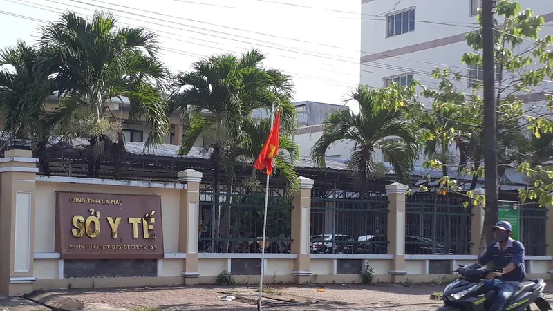 Cán bộ Sở Y tế Cà Mau chiếm dụng 12 tỷ đồng tiền học phí
