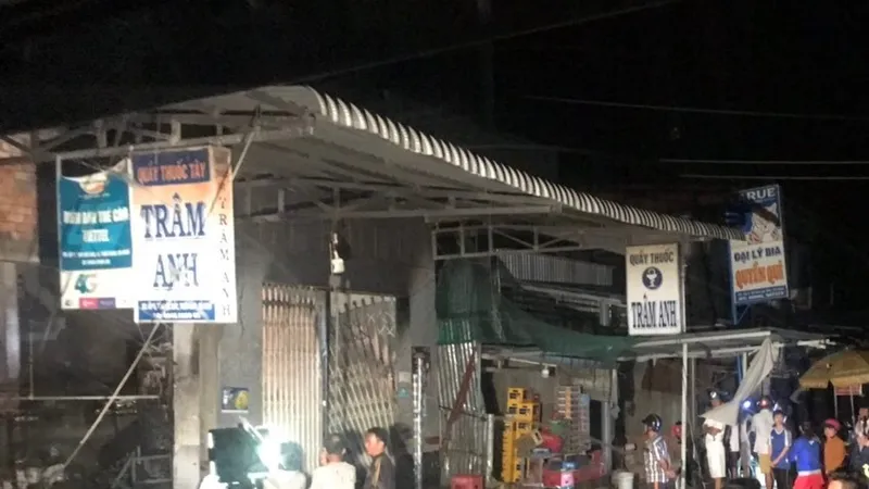 Hiện trường vụ cháy. ẢNH: HOÀNG GIANG