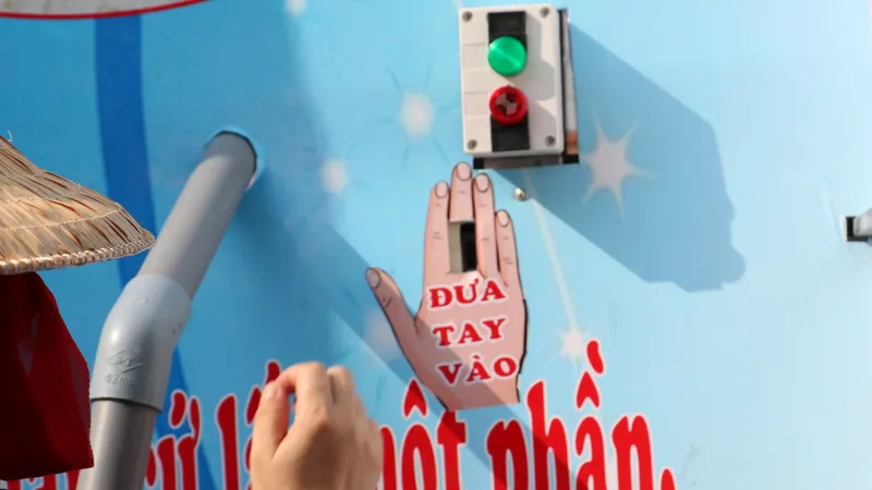  “ATM gạo” lan tỏa đến Cà Mau