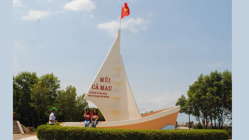 Cà Mau tạo “thỏi nam châm” để thu hút đầu tư