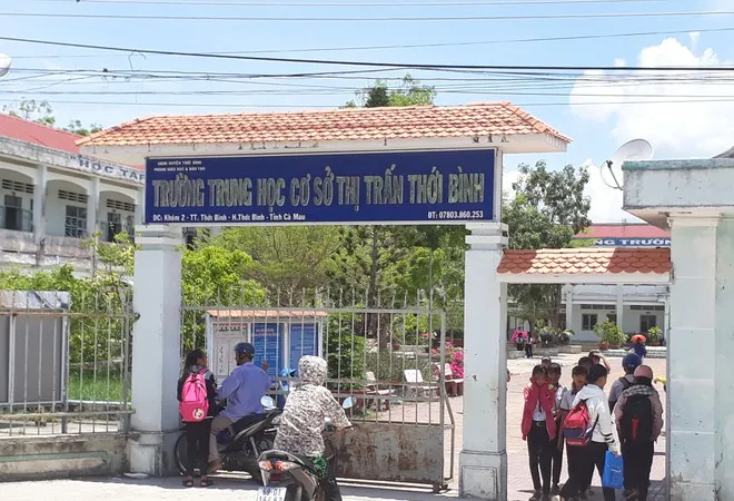 Trường THCS thị trấn Thới Bình