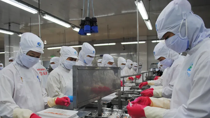 Xuất khẩu thủy sản và phân bón đem về cho Cà Mau 1,3 tỷ USD