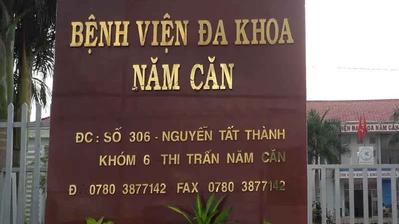 Cà Mau: Nhiều cơ sở khám chữa bệnh công lập hết kinh phí