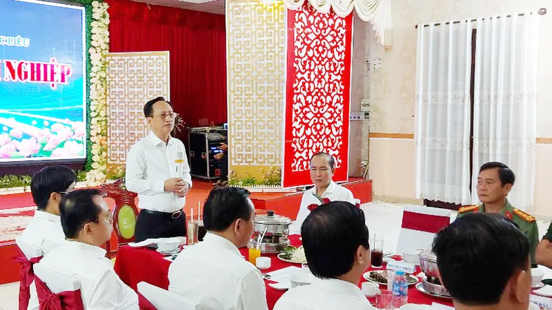 Chủ tịch UBND tỉnh Bạc Liêu gặp gỡ, lắng nghe ý kiến góp ý của doanh nghiệp