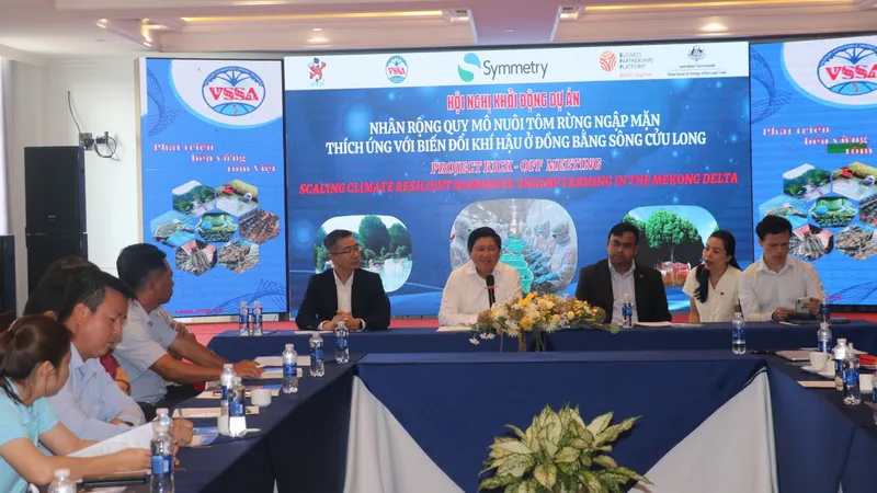 Nhân rộng quy mô nuôi tôm rừng ngập mặn thích ứng với biến đổi khí hậu ở ĐBSCL