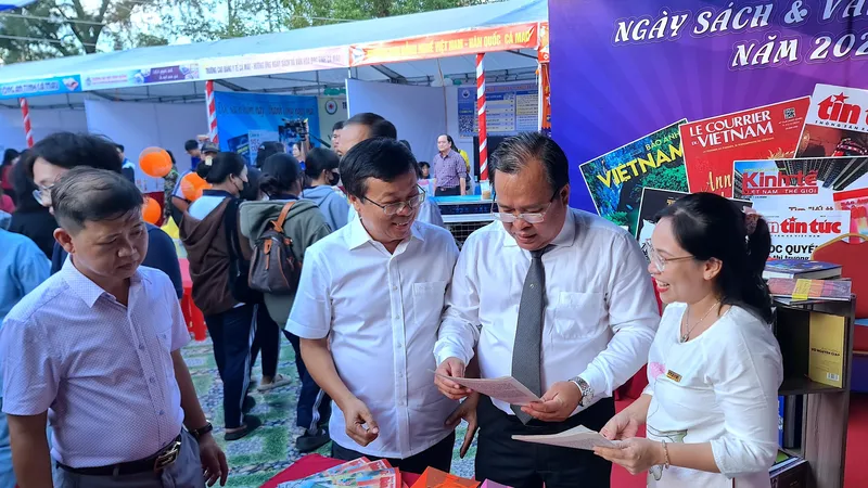 Cà Mau: Tổ chức Ngày Sách và Văn hóa đọc