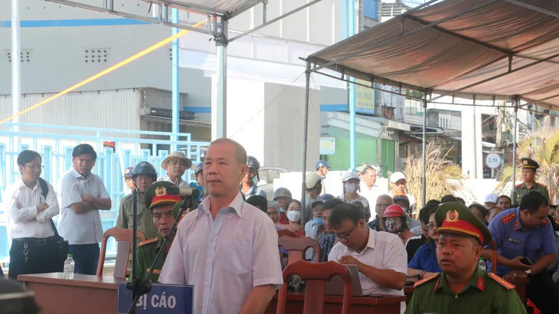 Đưa người đánh bắt thủy sản ở vùng biển nước ngoài, thuyền trưởng lãnh án 2 năm tù
