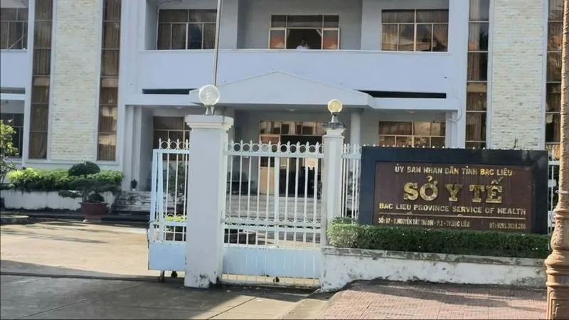 Kỷ luật Cảnh cáo Giám đốc và Phó Giám đốc Sở Y tế tỉnh Bạc Liêu