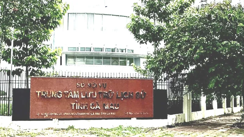 Khởi tố vụ án lập quỹ trái phép tại Trung tâm lưu trữ lịch sử tỉnh Cà Mau