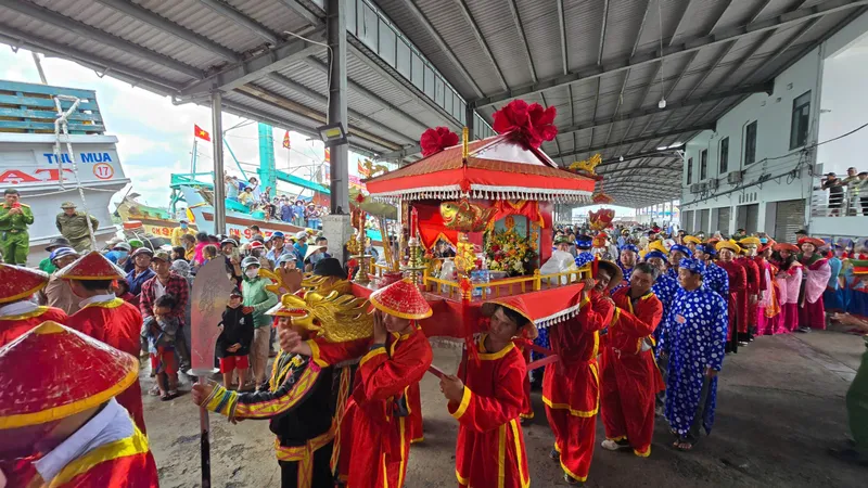 Nhiều hoạt động tại Lễ hội nghinh Ông Sông Đốc (Cà Mau)