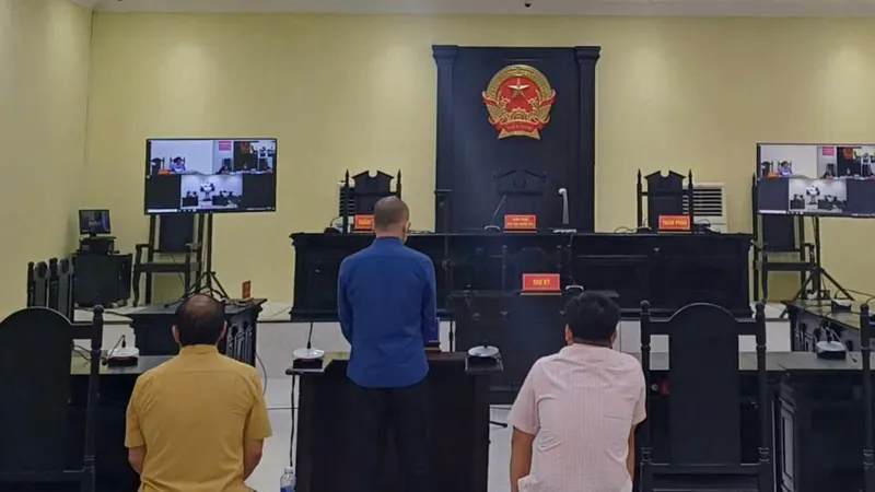 Cha con ông Tô Hoài Dân được giảm án