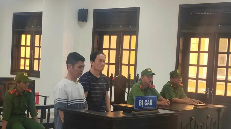 Bán thuốc bảo vệ thực vật giả, 2 bị cáo lãnh 20 năm tù