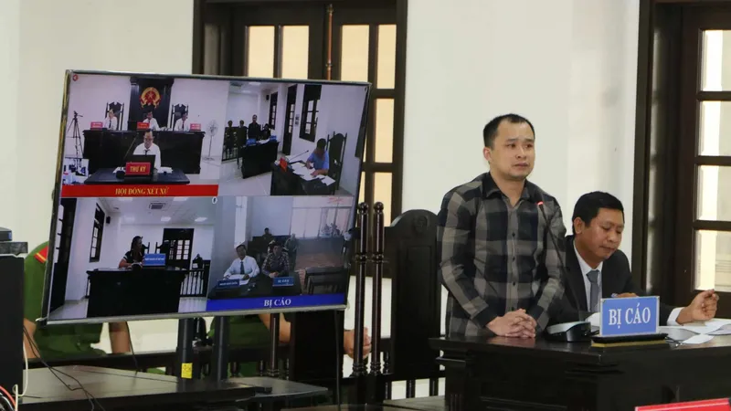 Bán người sang Campuchia làm việc, 2 bị cáo lãnh 26 năm tù