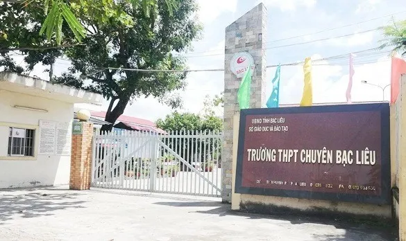 Xử lý trách nhiệm việc điều chuyển giáo viên Trường THPT chuyên Bạc Liêu sai quy định